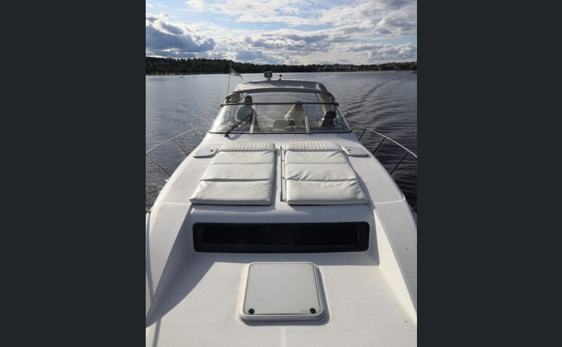 Bayliner Avanti Express 3255-kuva-5